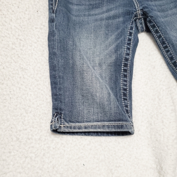 Miss Me Bermuda Cross Bliing Pockets  EUC - Picture 5 of 5